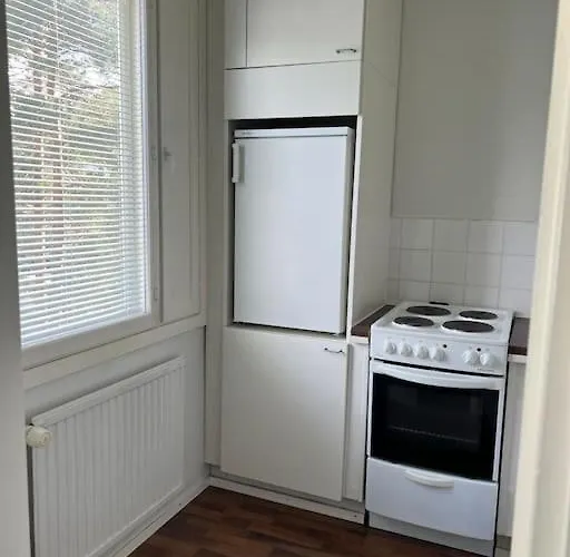 Punaketunkadun Yksioe * كوكولا